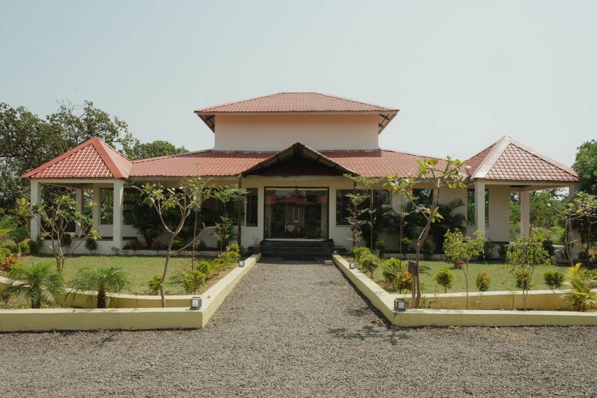 The Infinity Pench Resort Khawasa Luaran gambar